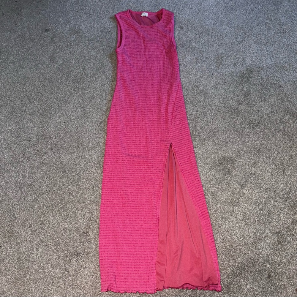 Aritzia Wilfred Fuchsia Sleeveless Maxi Dress